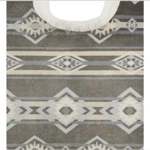 Charter Club Cozy Plush Wrap 50 x 70 Southwest Throw