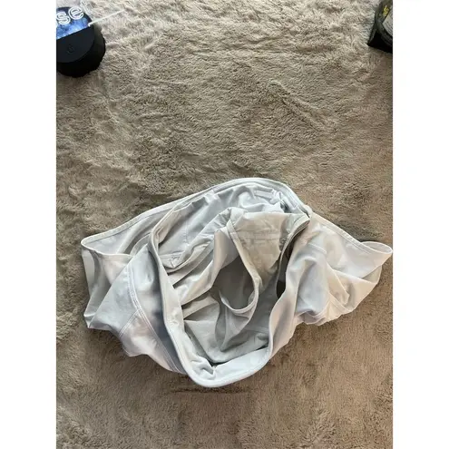 CRZ Yoga Women's High-Rise Lined Biker Shorts White Size 6 Standard Acti…