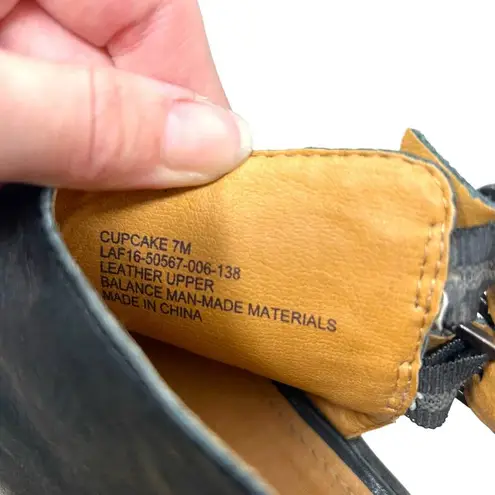 Latigo Cupcake Black Leather Open Back Booties Size 7