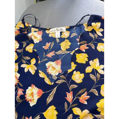 Nine Britton Navy Floral Scalloped V-Neck Blouse Size M