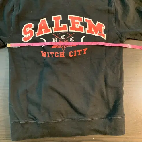 Salem Witch City Crewneck Sweatshirt Size Small Black Craft Witchy Casual