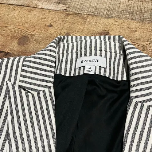 Evereve Women's Black White Stripe Blazer Sz M Preppy Quiet Luxury Careerwear