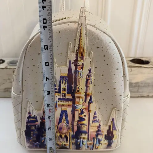 Lounge Fly NWT Disney Parks Mini Backpack Gold Cinderella Castle 50th Anniversary
