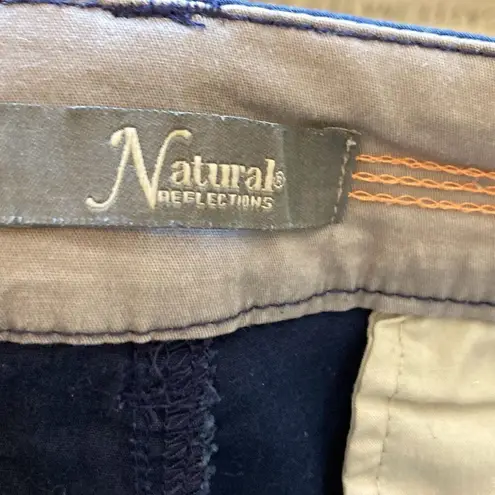 Natural Reflections Size 12 shorts (D20)