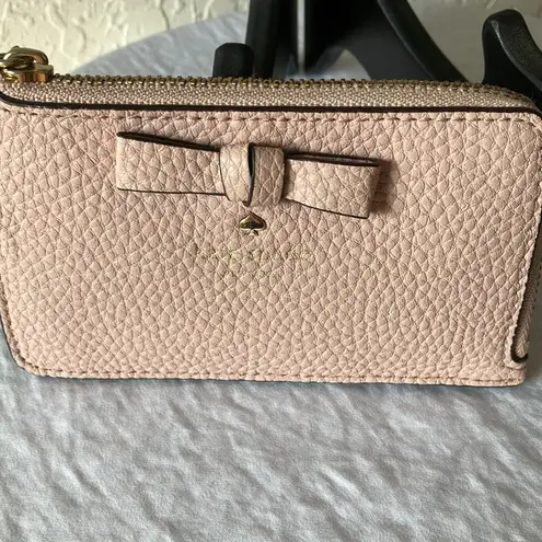 Kate Spade : Light Pink Slim Zipper KeychainCard Holder Wallet