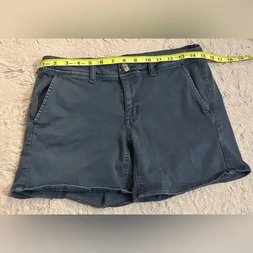 American Eagle  size 4 shorts MIDI