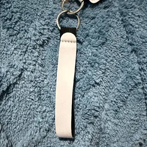 Handmade White Key & Card Holder with Artistic Design