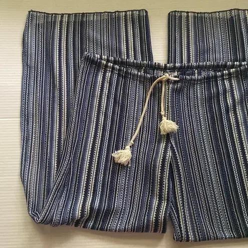 Becca swim women’s blue stripe crochet open leg boho beach pants, size medium
