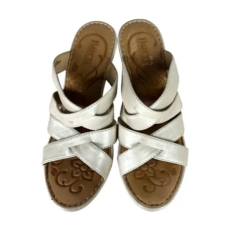 Born Cream Leather Strappy Wood Stacked Chunky Heel Sandals Heels Size 8