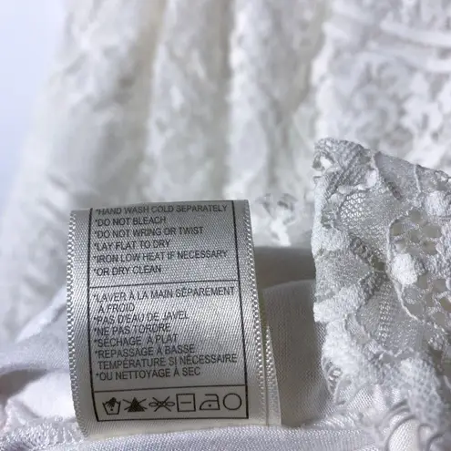 Cupcakes and Cashmere Sunset Pointed Lace Off the Shoulder Crop Top White Small