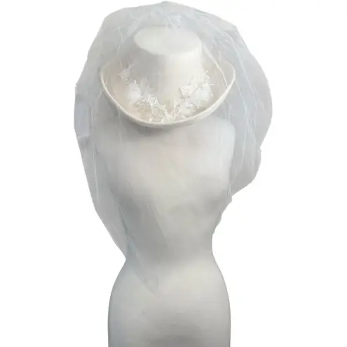 Vintage New Frontier Wedding Dress Dress Size 15 White Lace Made in USA Size M