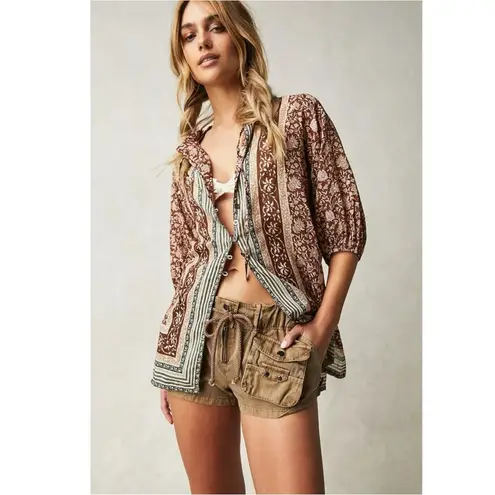 Free People  Bohemian Retro 70s Border Batik Button Down Kimono Shirt Medium