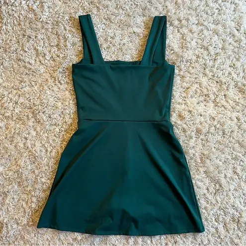 Reformation  Daria EcoMove Active Dress in Pine Green Size Medium