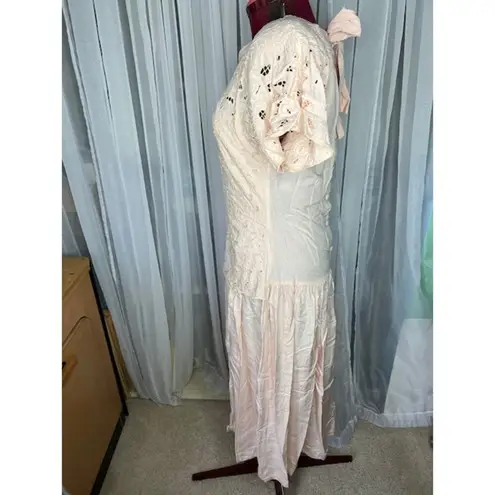 dress cutwork lace pink vintage romantic shoulder pads Size M