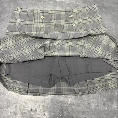 IZOD Xfg Women’s Gray And Green Plaid Golf Skort Size 14