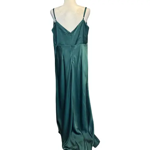 Birdy Grey Satin Maxi Dress – 1X – Emerald Green Formal Gown Holiday Party