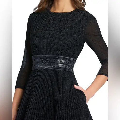 Mac Duggal Black Shimmering Pleated A-line 3/4 Sleeve Full Length Gown NWT