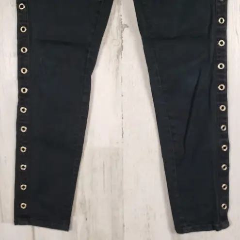 Urban Outfitters BDG  Black Wash Denim Grommet Twig High Rise Crop Jeans Sz 28