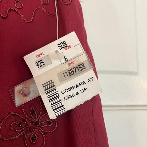 Piazza Sempione NWT red embroidered cropped pant size 6