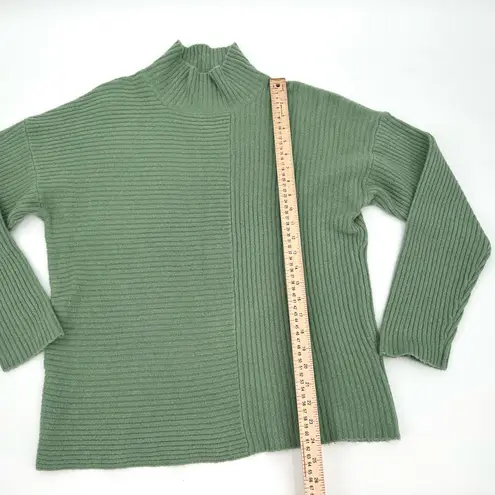 August 1 Eight Sweater Women’s M Green Rib Knit Mock Neck Acrylic Wool Blend Top Size M