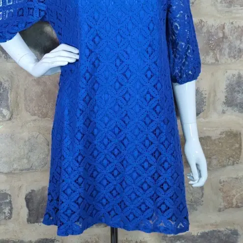 Everly  Blue Lace Mod‎ Shift Dress Woman's Size Medium Sheer Sleeve Lined