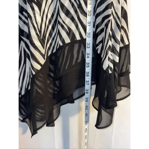 Boho,Chic,Romantic MSK Black And Whites Zebra Print Asymmetrical Hem DressSize L Size L