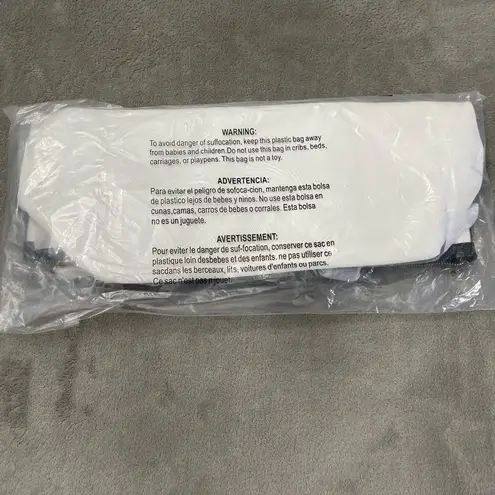 Walter Baker ๐ "Carly Bag" Classic Canvas and Vegan Leather Tote - New with Tags