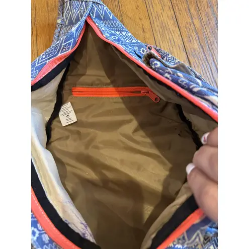 KAVU Rope Sling Bag Womens Blue White Aztec Pattern Canvas Crossbody Backpack