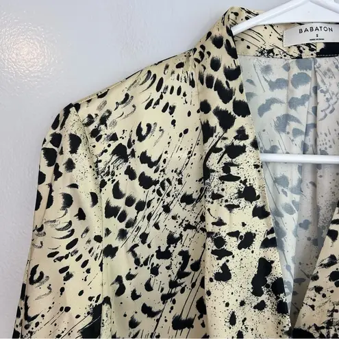 Babaton Aritizia Animal Print Long Sleeve V-neck Blouse Size Small