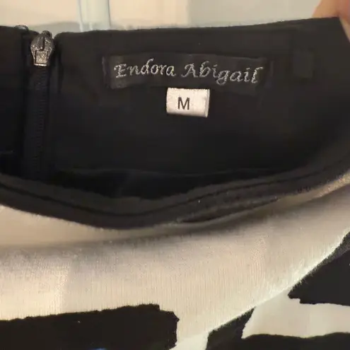 Summer White Geometric Patterned Dress with Blue and Purple Accents Size XS Black