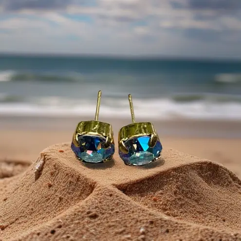 Handcrafted earrings with Swarovski crystal with sparkly crystals and silver Gold