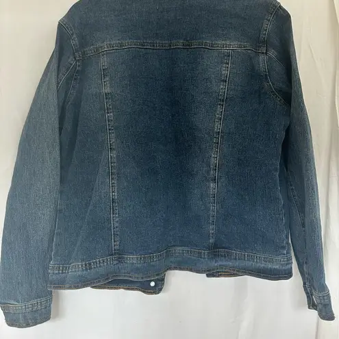 Women’s vintage jean jacket with embossed leather shoulder Blue Size M