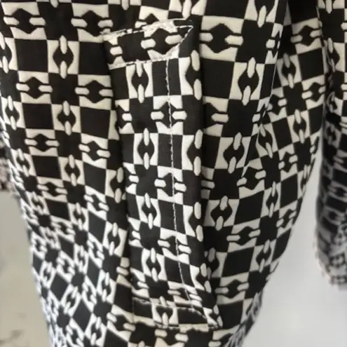 Live a Little Vtg Black White Quilted Button Cuff Jacket Women XL Bold Career