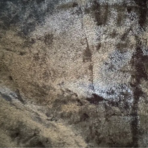 Urban Coco  NWT Black Crushed Velvet Women's Top thumbnail 5