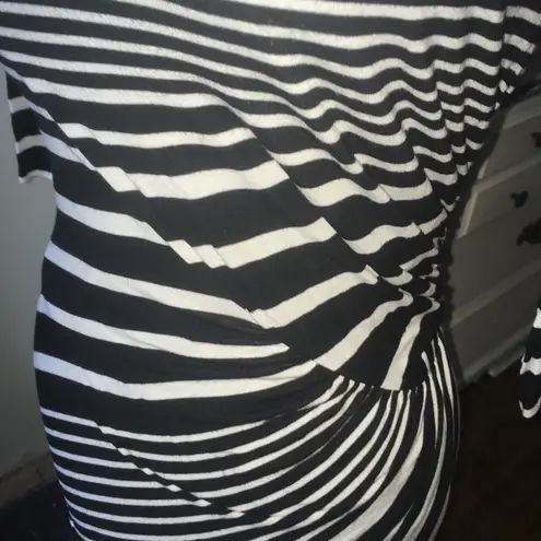 41Hawthorn Stitch Fix striped gathered side top Black Size M