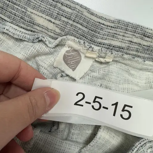 Lilka Pants Womens Small Grey White Breezeway Knit Joggers Anthropologie Gray