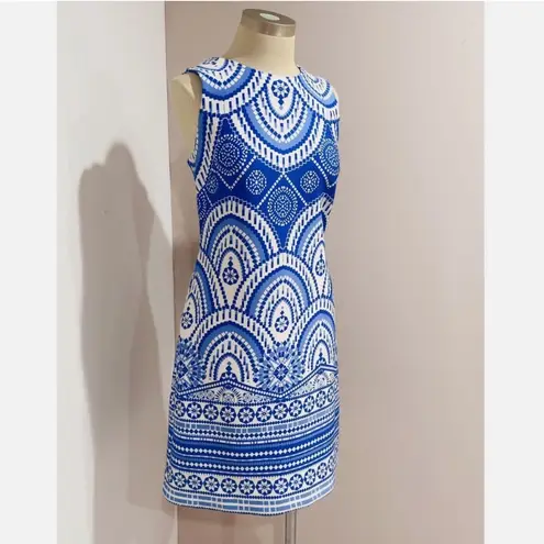 Just Taylor Women's Blue & White Printed Sleeveless Scuba Shift Dress Size 8