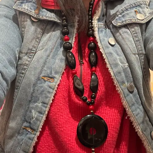 Chico's Elegant Black and Red Beaded Necklace