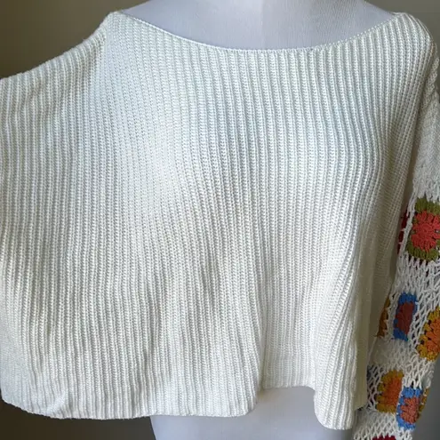 Vestique  Granny Square Crocheted Sleeve Sweater