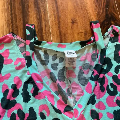 Sew In Love Teal w/ Black & Pink Cheetah Print 3x Women’s Shirt. 2321