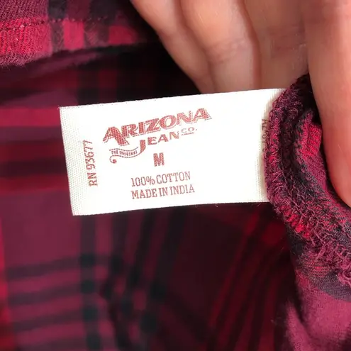 Arizona Jeans Arizona red and black flannel button down shirt