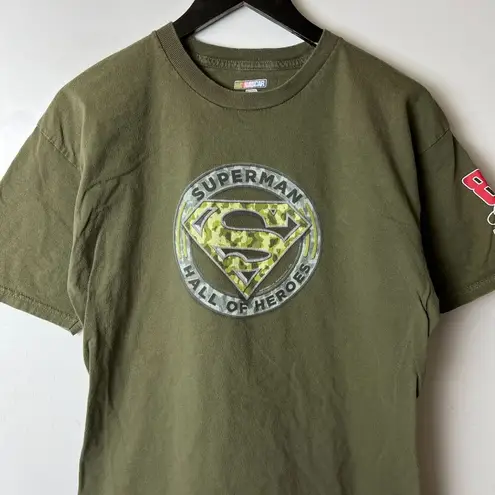 2014 Superman Hall of Heroes Dale Jr T Shirt Green Medium M Graphic Tee