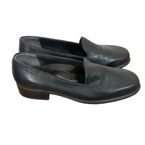 Easy Spirit Women Size 8.0 Black Faux Leather Casual Slip-On Shoe Black