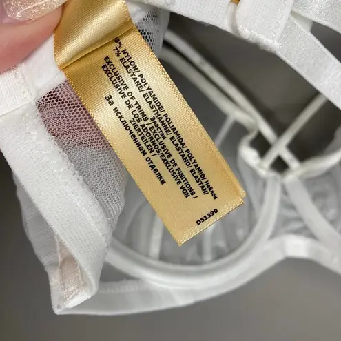 NWT Dita Von Teese Maestra White Lace Underwire Balconette Bra Size 32F