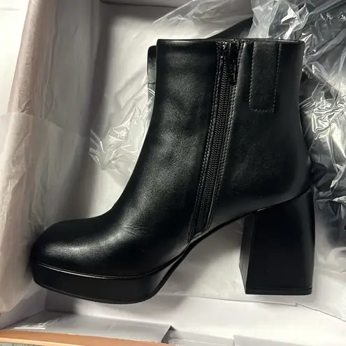 Lisa Vicky Nifty Block Heeled Bootie Side Zip Black Leather Size 6