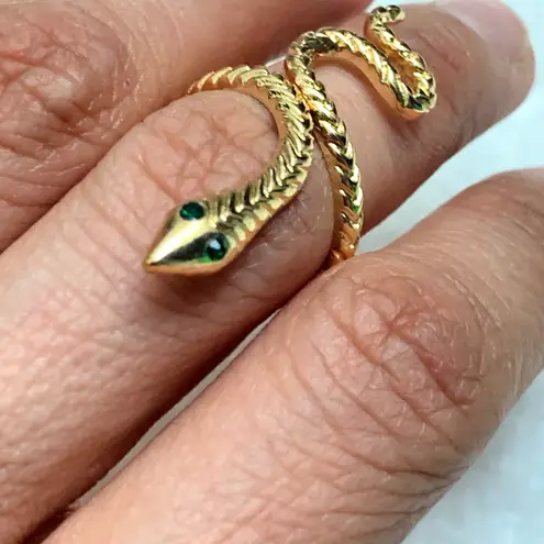 Statement Emerald Gold Rings