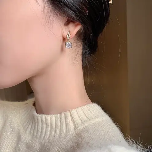 Elegant Luxury CZ Cubic Zirconia Dangle Drop Earrings for Women Gold