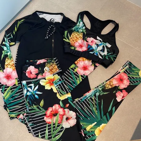 UV50+ bundle legging sport bra and long sleeve zipper rash guard tropical sun Black Size XS