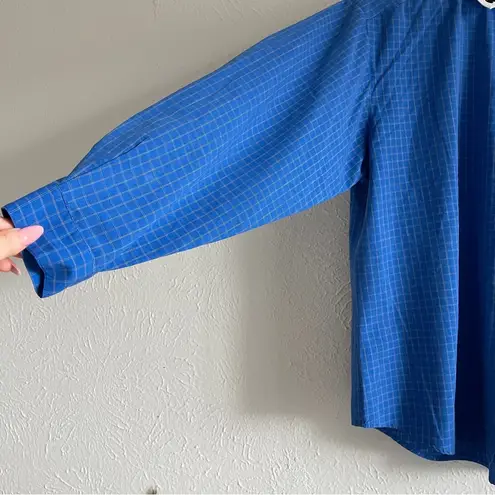 Women's Button Down Long Sleeve Shirt/ Top Blue Plaid Dog Decor