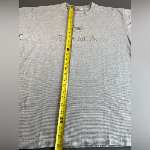 Roma Short Sleeve Tee Shirt Embroidered Stripes crew Neck size Large Gray
